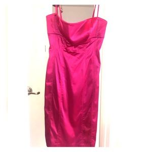 Sleek pink dress with ribs